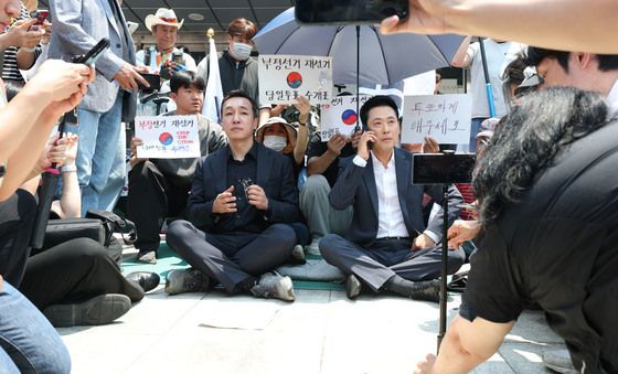 잠실개표소 봉쇄 함께하는 장동혁 대표