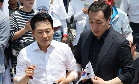잠실 시위 현장 찾은 장동혁 대표와 김민수 최고위원
