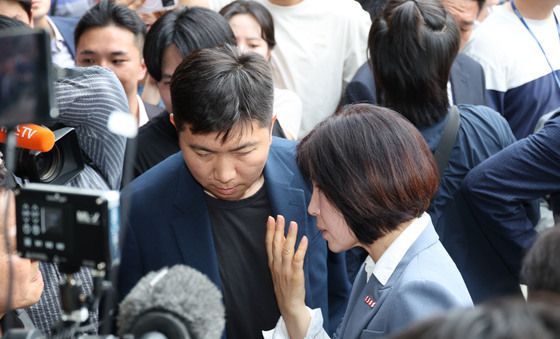 핸드볼경기장 출입 막힌 유승민 대한체육회 회장