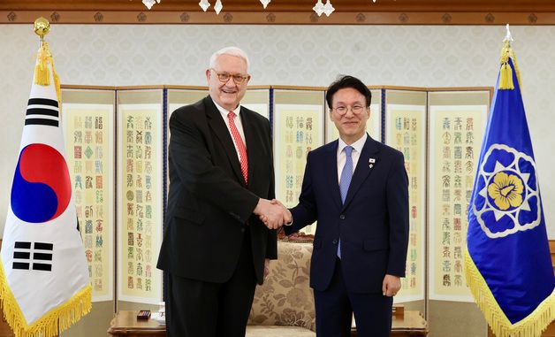 김민석 국무총리, CSIS 명예소장 접견