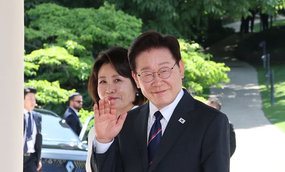 G7 정상회의 행사장 도착하는 이재명 대통령