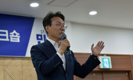 축사하는 김민석 총리