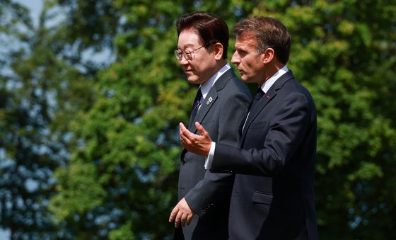 G7 초청국 환영행사 참석한 이재명 대통령