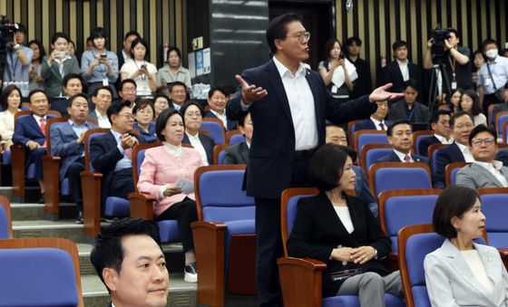 발언 공개 요구하는 송석준 …장동혁 대표는 '난감'