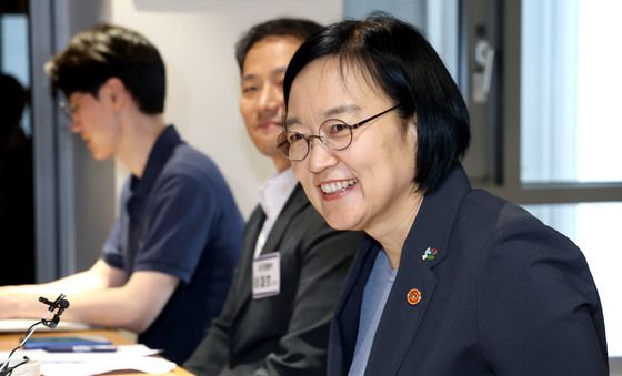 한성숙 후보자, 데이터 기반 AI행정 위한 실무공직자 간담회