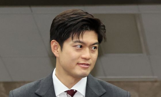 긴급 의총 참석하는 김용태 의원