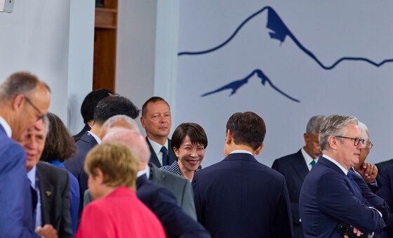 G7 정상회의 확대회담 참석한 이재명 대통령