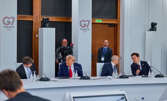 G7 업무오찬 참석한 이재명 대통령