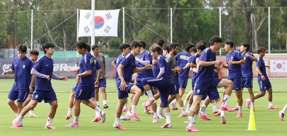 몸푸는 대한민국