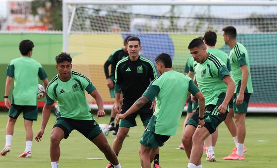 한국전 앞두고 훈련하는 멕시코 축구대표팀