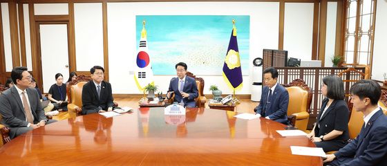 인사말하는 조정식 의장