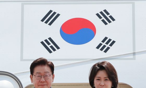 G7 정상회의 일정 마친 이재명 대통령