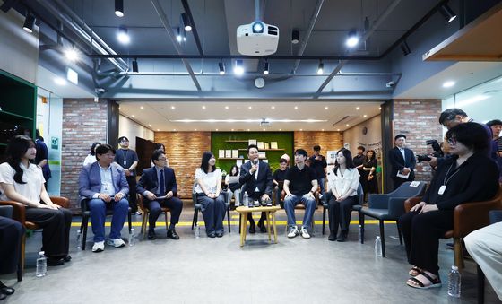 오세훈 서울시장, 서울영커리언스 인턴십 간담회