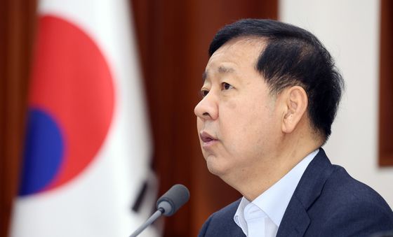 비상경제본부 희의 모두 발언하는 구윤철 부총리