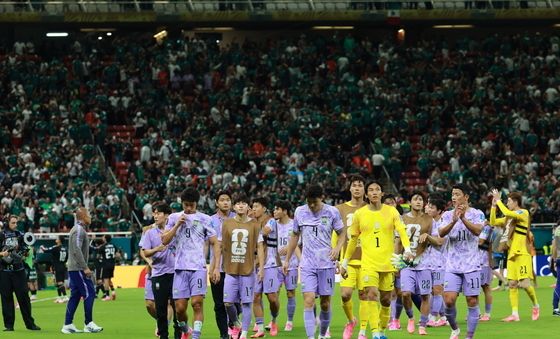 멕시코전 0-1 석패, 아쉬워하는 대표팀