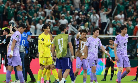 아쉬움 가득한 대한민국 축구대표팀