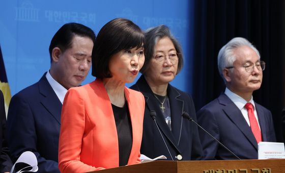 선관위 특검 촉구하는 국민의힘 원외당협위원장들