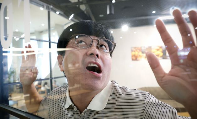 안윤상, 웃음 전도사