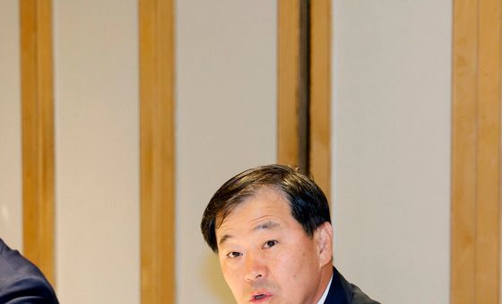 발언하는 이형훈 보건복지부 2차관