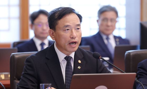 업무보고하는 김종철 방송미디어통신위원장