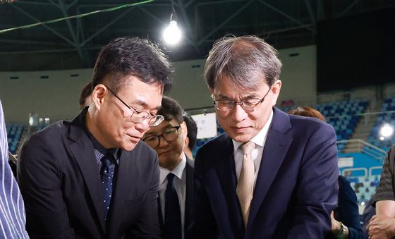 개표소 사전점검하는 노태악 위원장