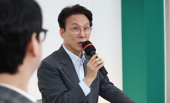 선관위 개혁 토론, 발언하는 김민석 국무총리
