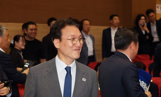 더불어민주당 워크숍 참석하는 김민석 총리
