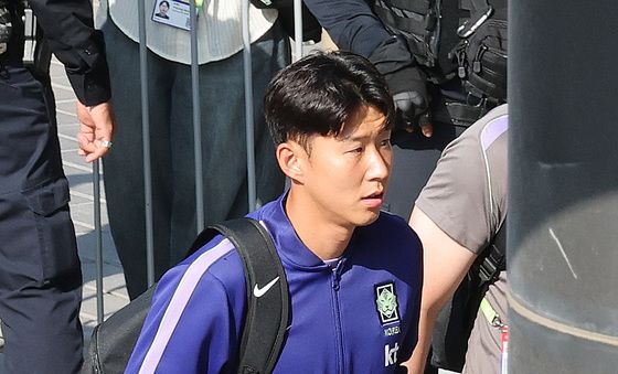 몬테레이 도착한 손흥민