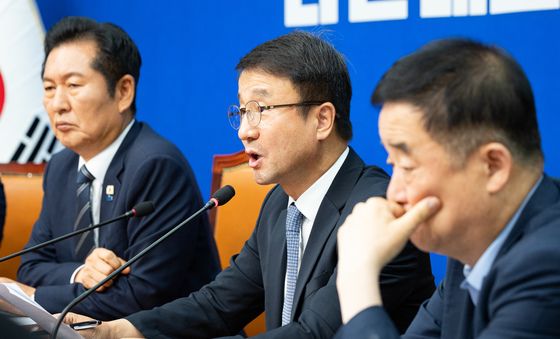 모두 발언하는 한병도 원내대표