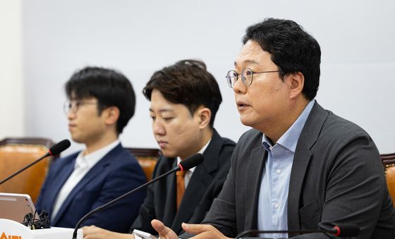 모두 발언하는 천하람 개혁신당 원내대표