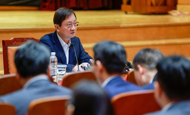 최근 주식 시장 관련 발언하는 이찬진 금감원장