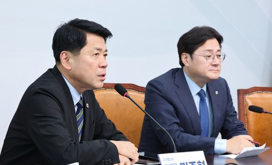 홍익표 정무수석 접견하는 김준형 조국혁신당 원내대표