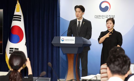 '모두의 창업' 과련 브리핑하는 중기부