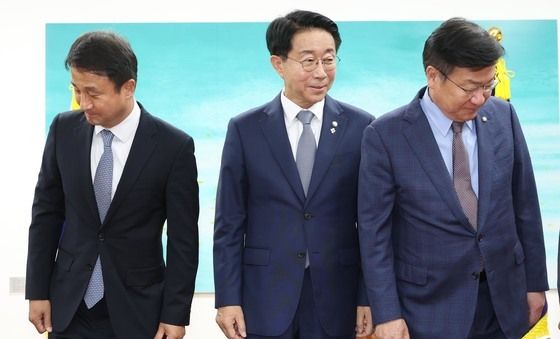 원 구성 평행선 달리는 여야