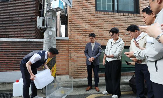 수위관측시설 점검하는 오세훈 시장