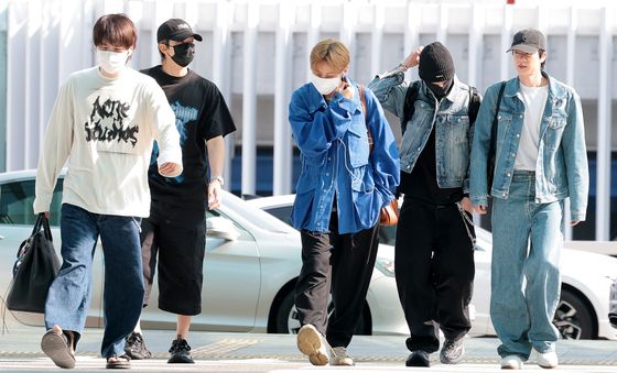 출국하는 방탄소년단