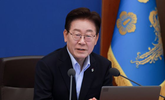 국무회의 발언하는 이재명 대통령