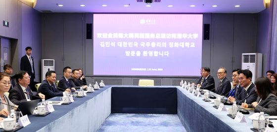 칭화대 찾은 김민석 총리