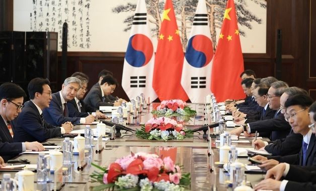 김민석 국무총리, 리창 중국 국무원 총리와 회담