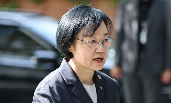 청문회 하루 앞둔 한성숙 총리 후보자