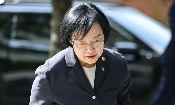 청문회 하루 앞둔 한성숙 총리 후보자