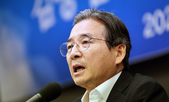 모두발언하는 김용범 청와대 정책실장