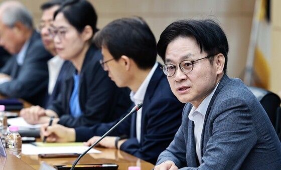 인사말하는 김정관 산자부 장관