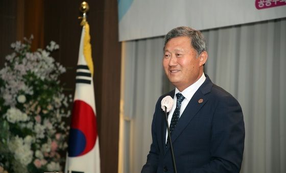 축사하는 김완근 제주시장