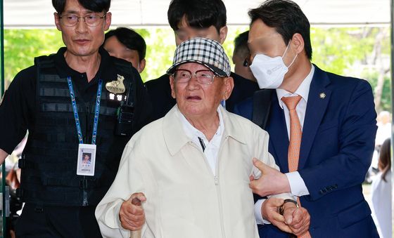 영장실질심사 출석하는 이만희 신천지 총회장