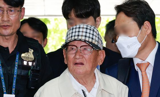영장실질심사 출석하는 이만희 신천지 총회장