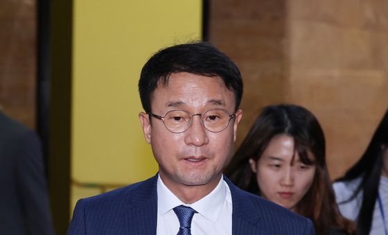 의장실 나서는 한병도 원내대표