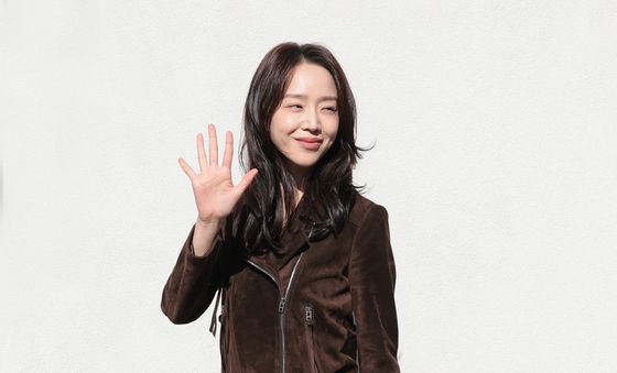 신혜선, 여름 햇살에 반짝반짝