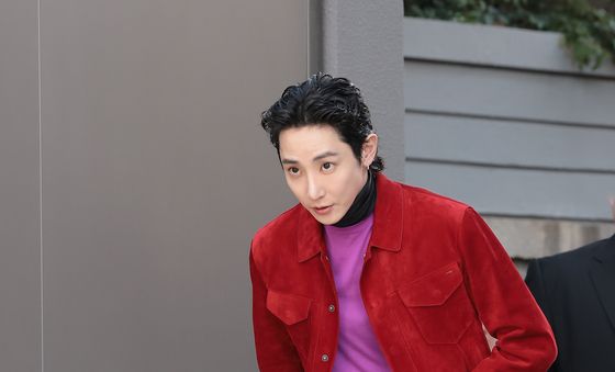 이수혁, 예의바른 인사