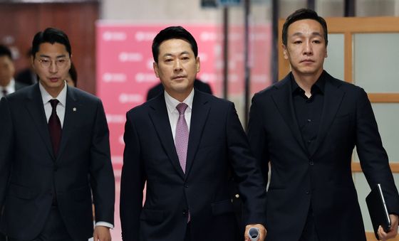 최고위 참석하는 장동혁 대표
